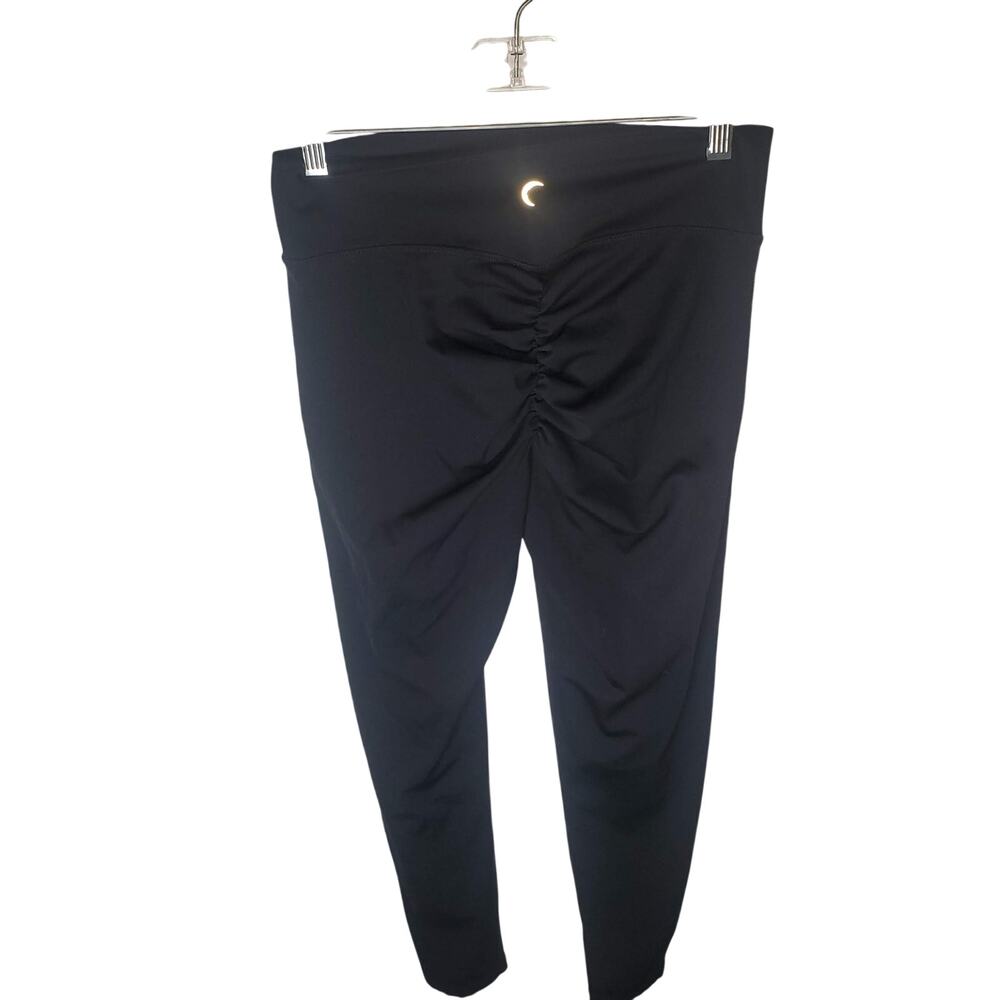 Zyia Active Women’s 8-10 Black Scrunch Butt Ruched 7/8 Ankle Leggings
